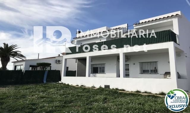 5 slaapkamer Villa te koop in Roses - € 460.000 (Ref: 8198962)