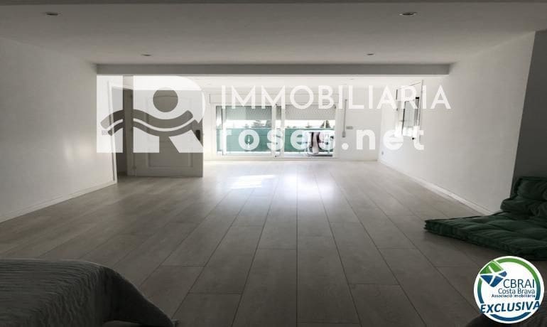 5 slaapkamer Villa te koop in Roses - € 460.000 (Ref: 8198962)