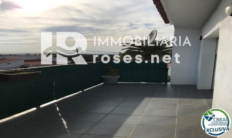 5 slaapkamer Villa te koop in Roses - € 460.000 (Ref: 8198962)