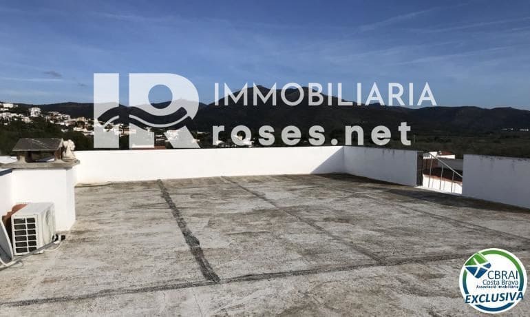 5 slaapkamer Villa te koop in Roses - € 460.000 (Ref: 8198962)