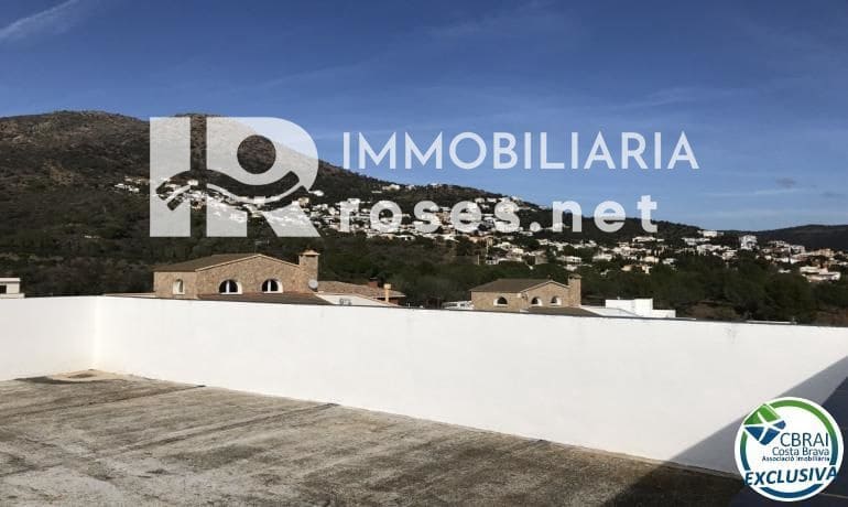 5 slaapkamer Villa te koop in Roses - € 460.000 (Ref: 8198962)