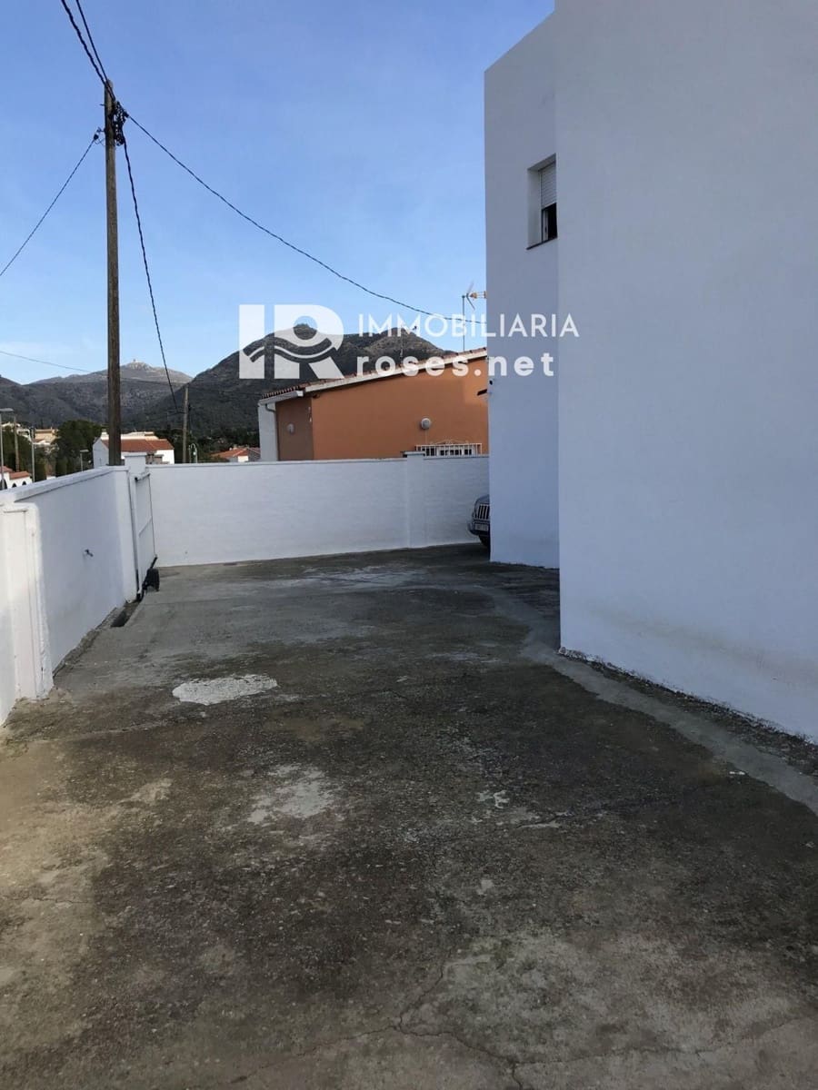 5 slaapkamer Villa te koop in Roses - € 460.000 (Ref: 8198962)