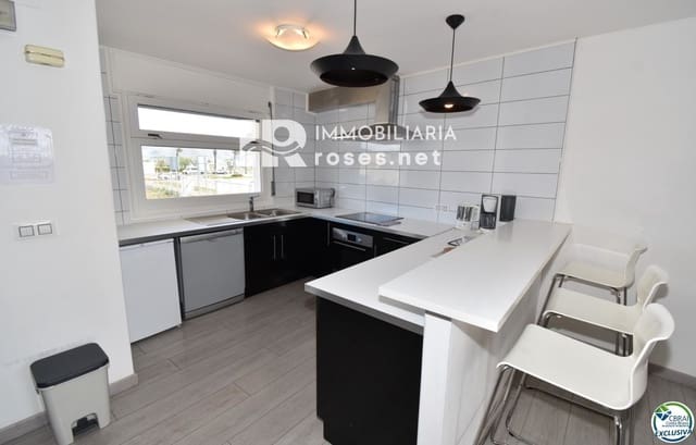 11 sypialnia Willa na sprzedaż w Empuriabrava, Castelló d'Empúries z basenem garażem - 4 860 000 € (Ref: 8226843)