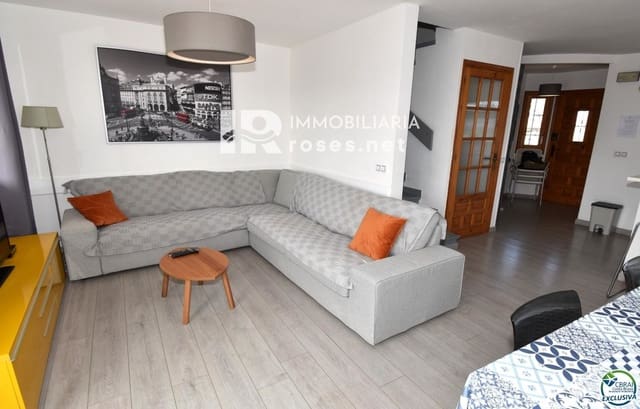 11 sypialnia Willa na sprzedaż w Empuriabrava, Castelló d'Empúries z basenem garażem - 4 860 000 € (Ref: 8226843)