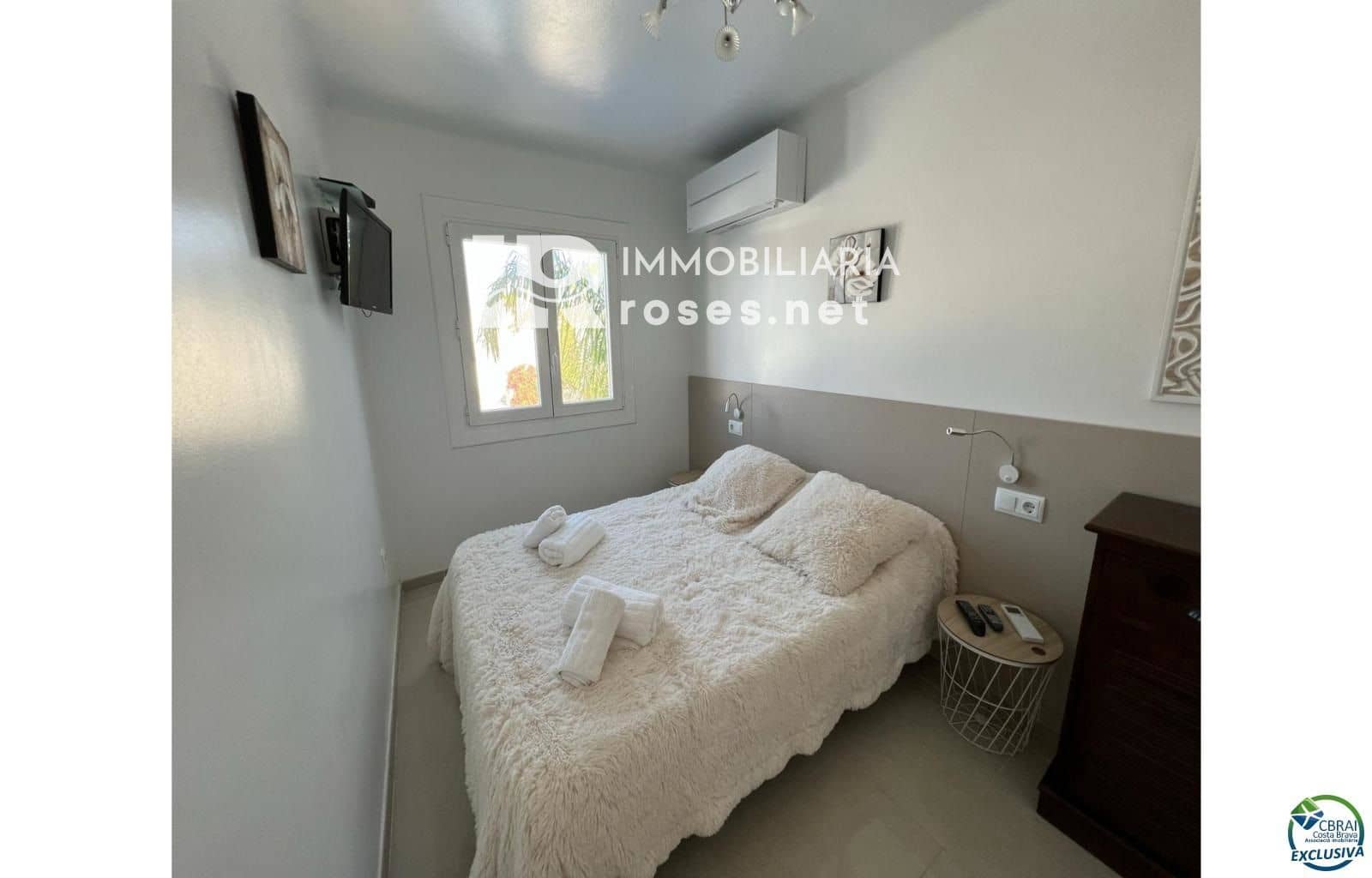 4 slaapkamer Villa te koop in Empuriabrava met zwembad garage - € 1.099.000 (Ref: 8289871)