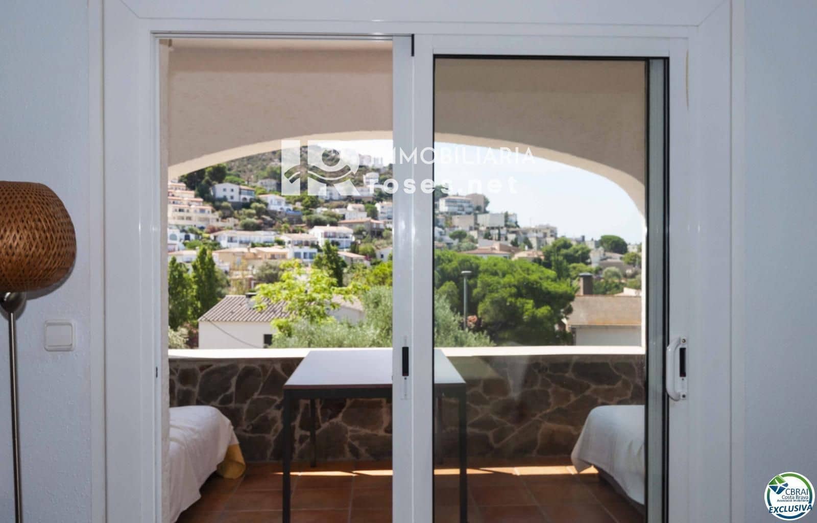 3 bedroom Flat for sale in Roses - € 319,000 (Ref: 8335377)