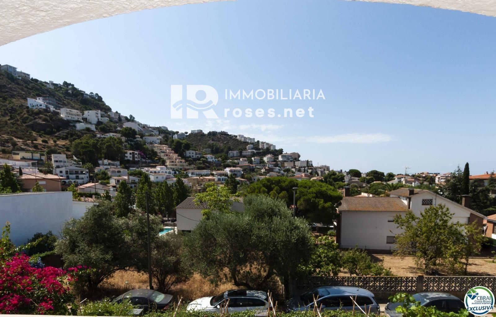 3 bedroom Flat for sale in Roses - € 319,000 (Ref: 8335377)