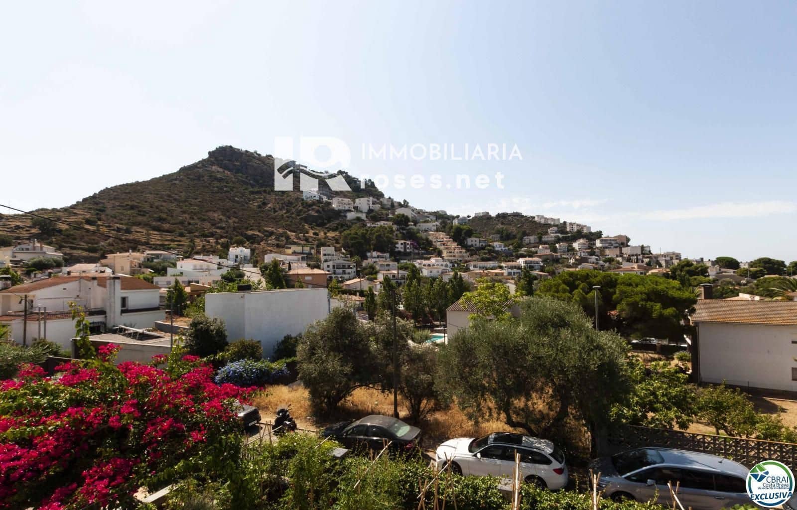 3 bedroom Flat for sale in Roses - € 319,000 (Ref: 8335377)