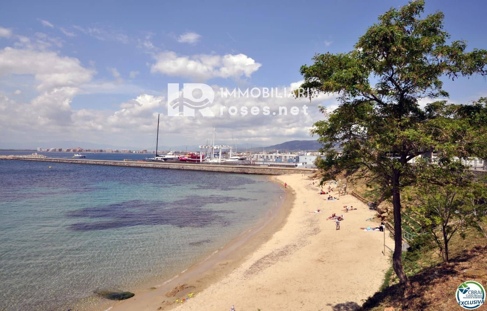 3 bedroom Flat for sale in Roses - € 319,000 (Ref: 8335377)