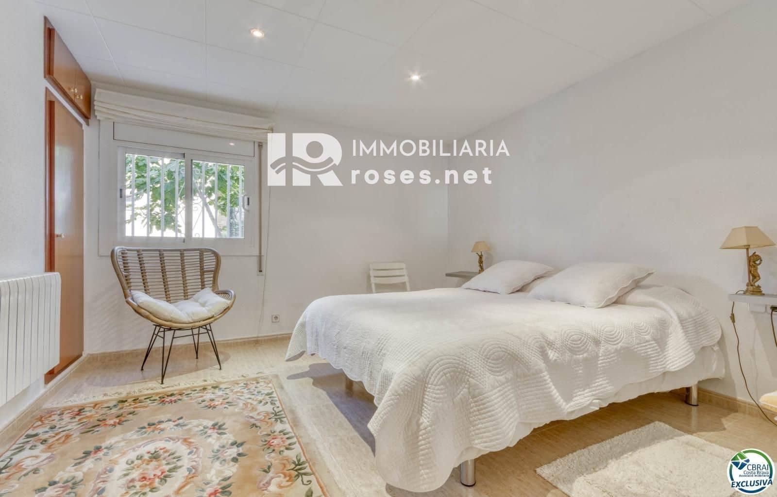 3 bedroom Flat for sale in Roses - € 319,000 (Ref: 8335377)