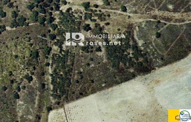 Building Plot for sale in Garriguella - € 75,000 (Ref: 8335378)