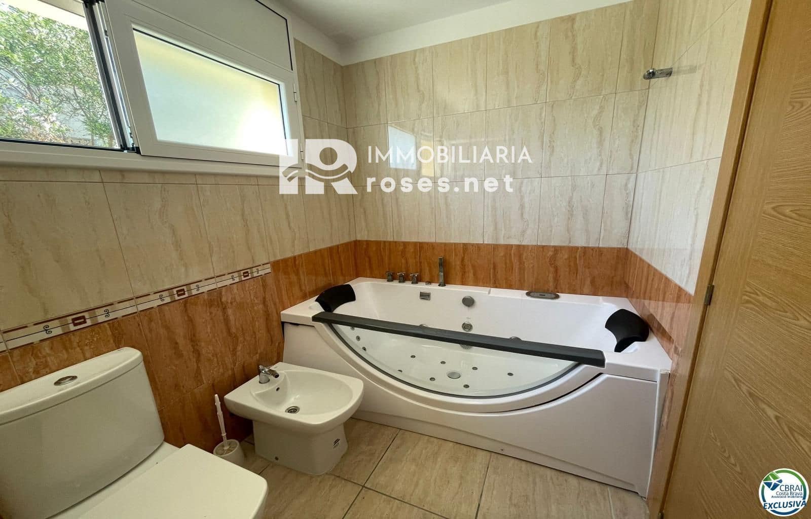 3 chambre Villa/Maison à vendre à Roses avec piscine garage - 750 000 € (Ref: 8348447)