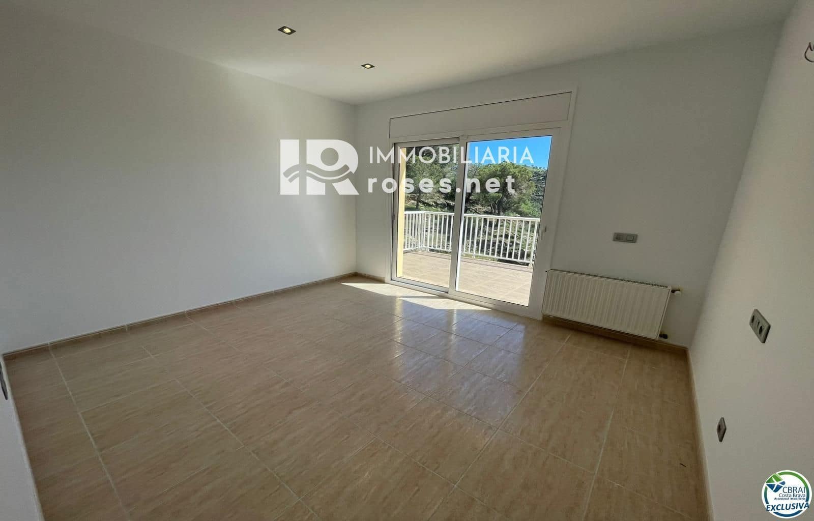 3 chambre Villa/Maison à vendre à Roses avec piscine garage - 750 000 € (Ref: 8348447)