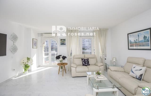 2 slaapkamer Flat te koop in Empuriabrava, Castelló d'Empúries - € 360.000 (Ref: 8389512)