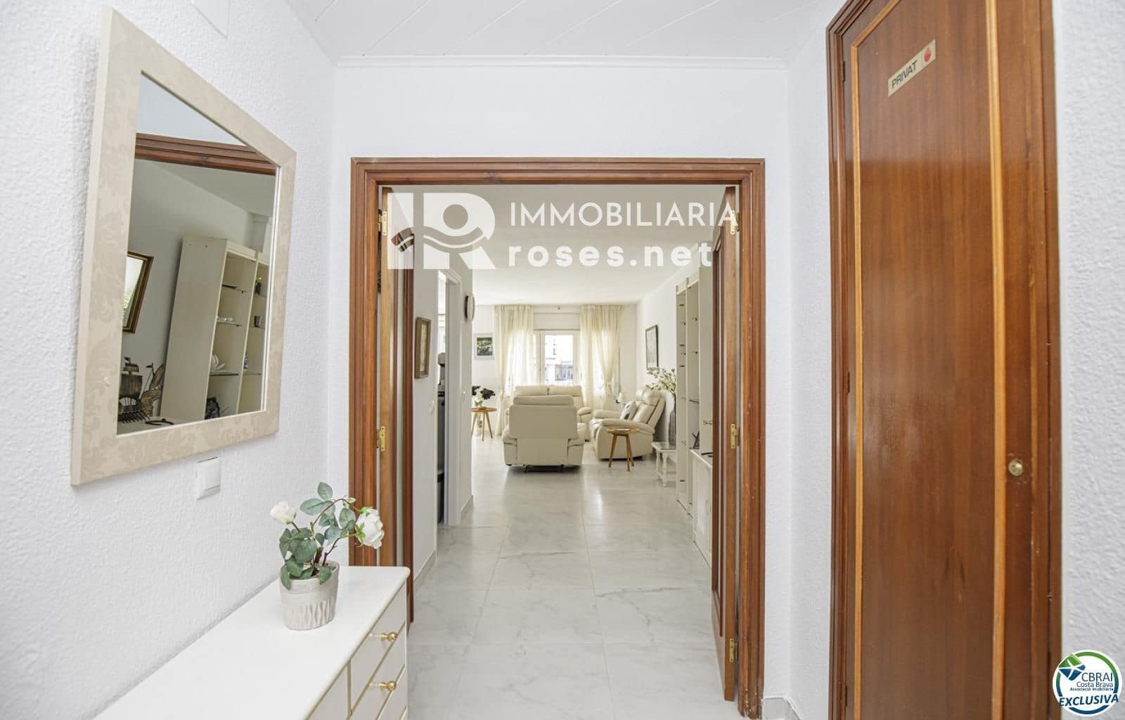 2 bedroom Flat for sale in Empuriabrava - € 360,000 (Ref: 8389512)