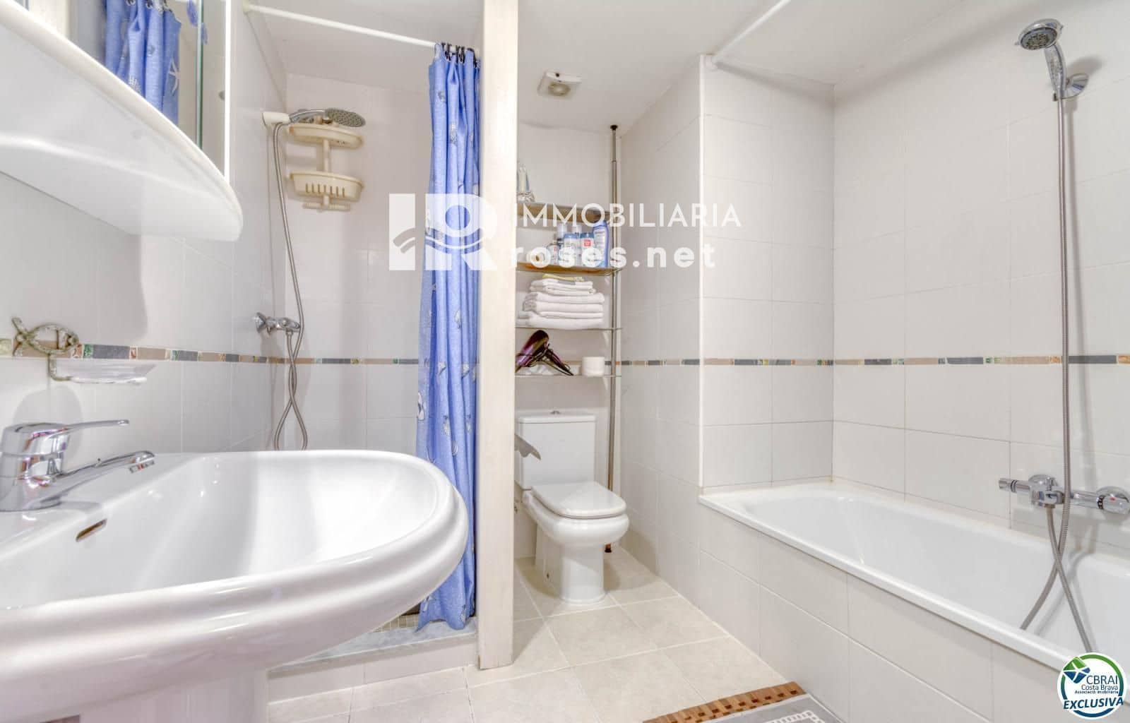 2 soverom Leilighet til salgs i Roses med svømmebasseng - € 298 000 (Ref: 8411756)