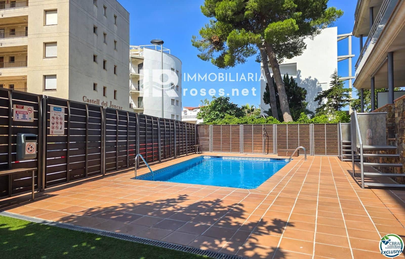 2 soverom Leilighet til salgs i Roses med svømmebasseng - € 298 000 (Ref: 8411756)