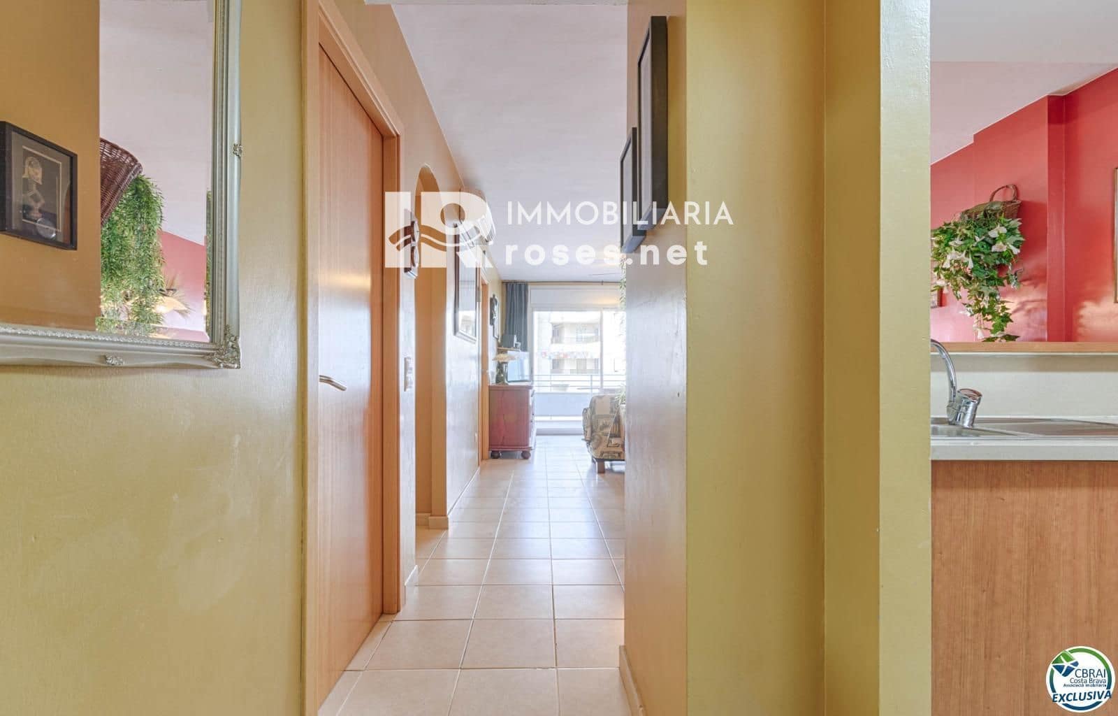 2 soverom Leilighet til salgs i Roses med svømmebasseng - € 298 000 (Ref: 8411756)