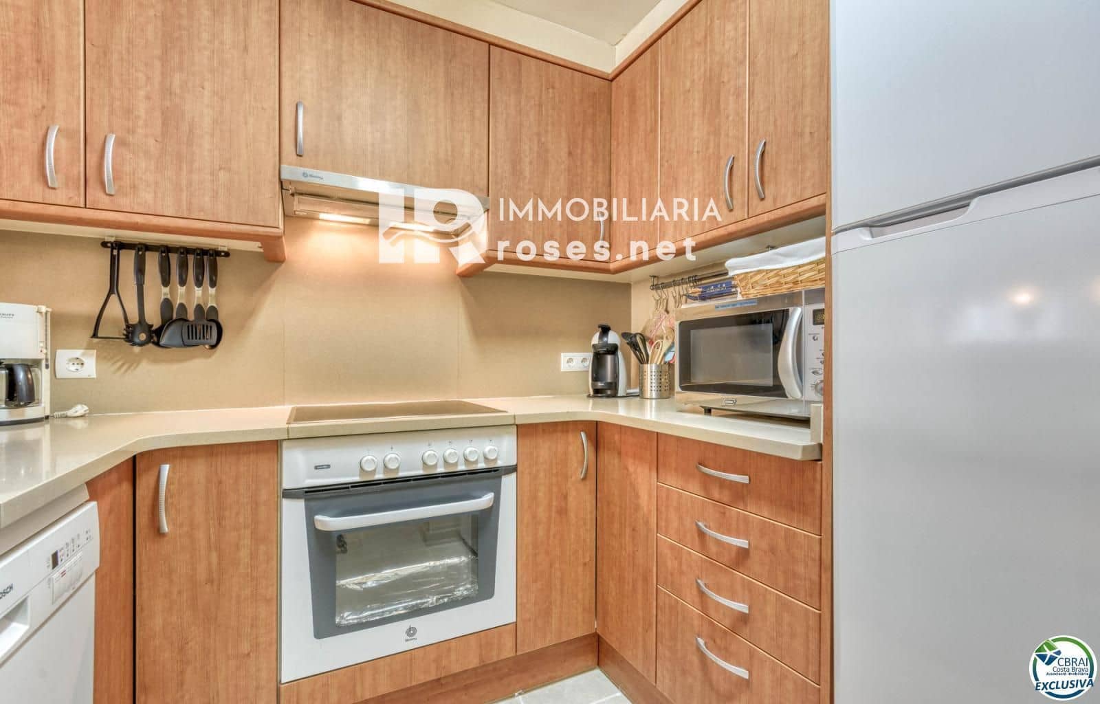 2 soverom Leilighet til salgs i Roses med svømmebasseng - € 298 000 (Ref: 8411756)