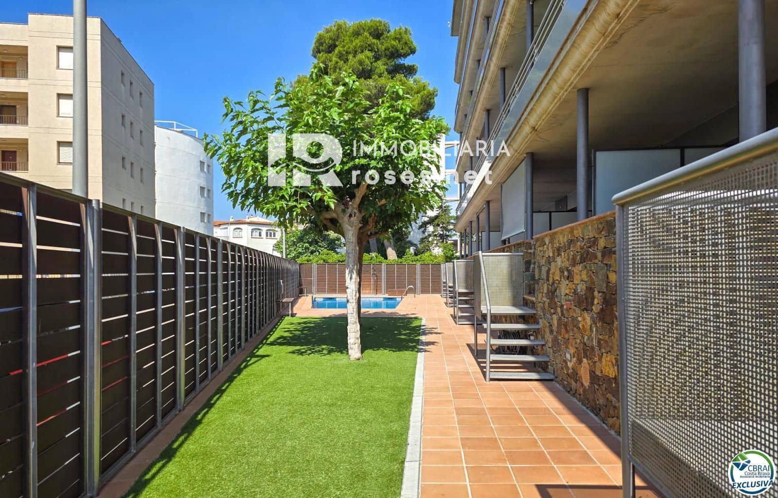 2 soverom Leilighet til salgs i Roses med svømmebasseng - € 298 000 (Ref: 8411756)