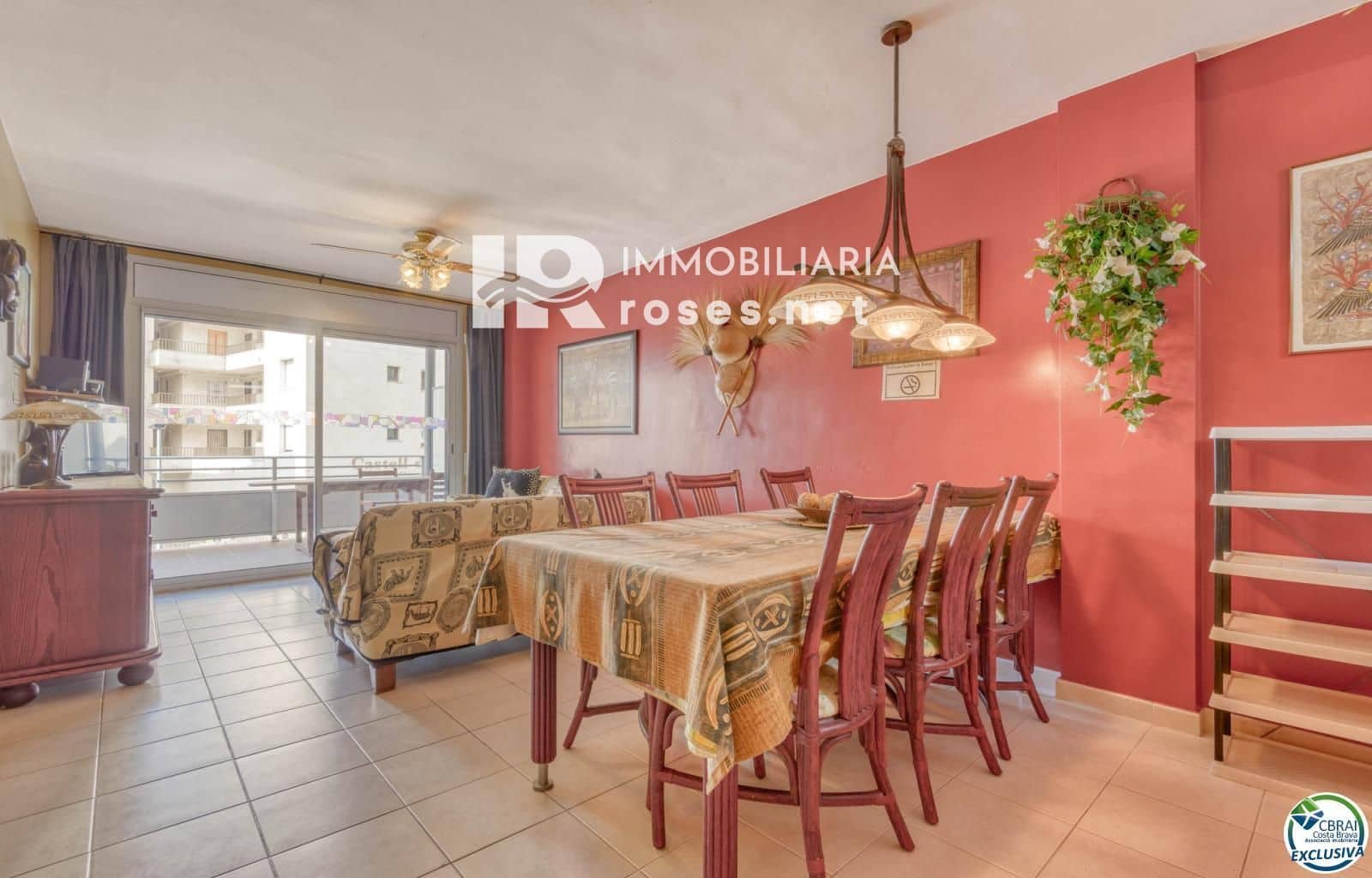 2 soverom Leilighet til salgs i Roses med svømmebasseng - € 298 000 (Ref: 8411756)