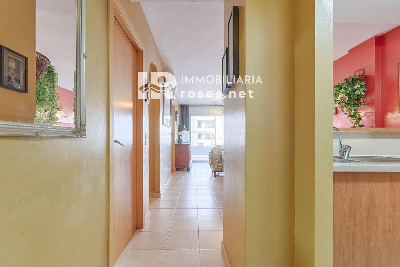 2 soverom Leilighet til salgs i Roses med svømmebasseng - € 298 000 (Ref: 8411756)