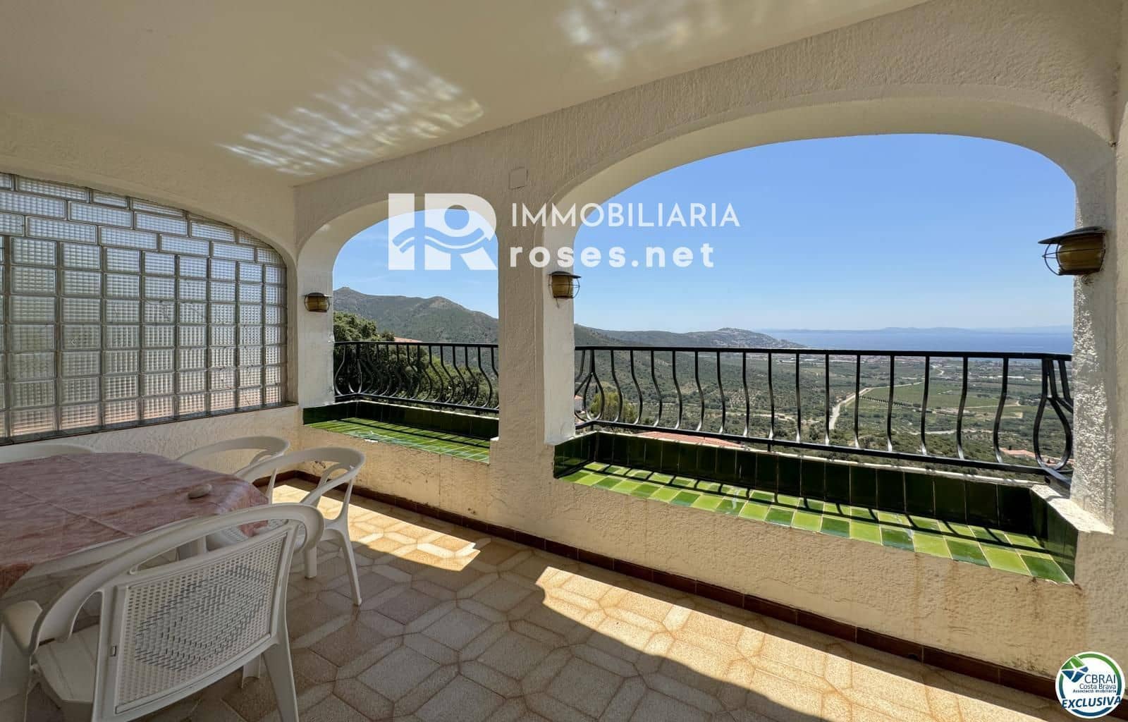 2 soveværelse Villa til salg i El Mas Fumats med garage - € 389.000 (Ref: 8416258)