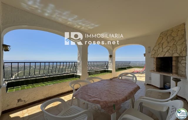 2 bedroom Villa for sale in El Mas Fumats, Roses with garage - € 389,000 (Ref: 8416258)