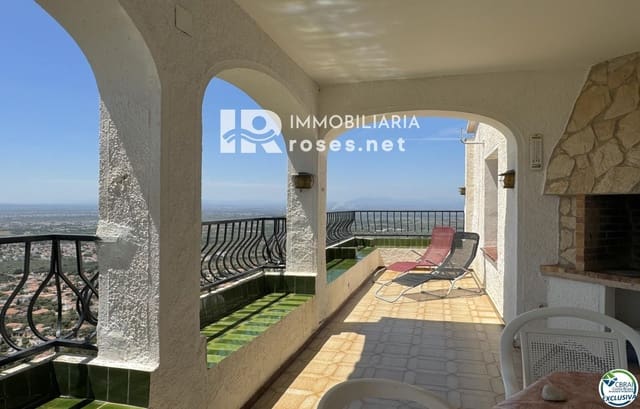 2 bedroom Villa for sale in El Mas Fumats, Roses with garage - € 389,000 (Ref: 8416258)