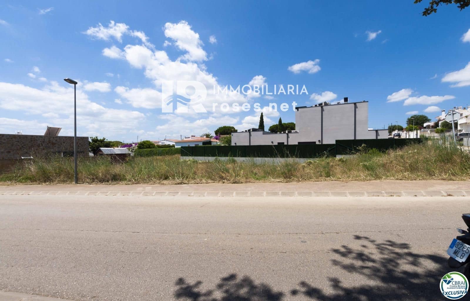 Byggetomt til salgs i Roses - € 133 000 (Ref: 8425081)