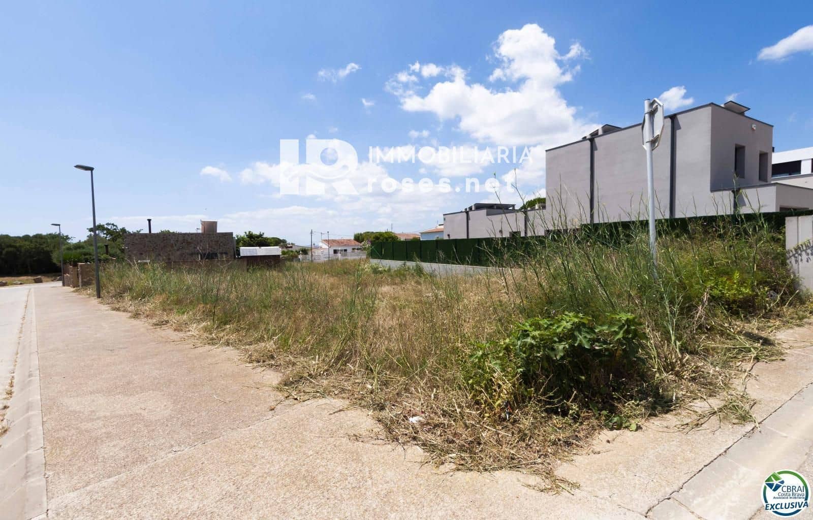 Byggetomt til salgs i Roses - € 133 000 (Ref: 8425081)