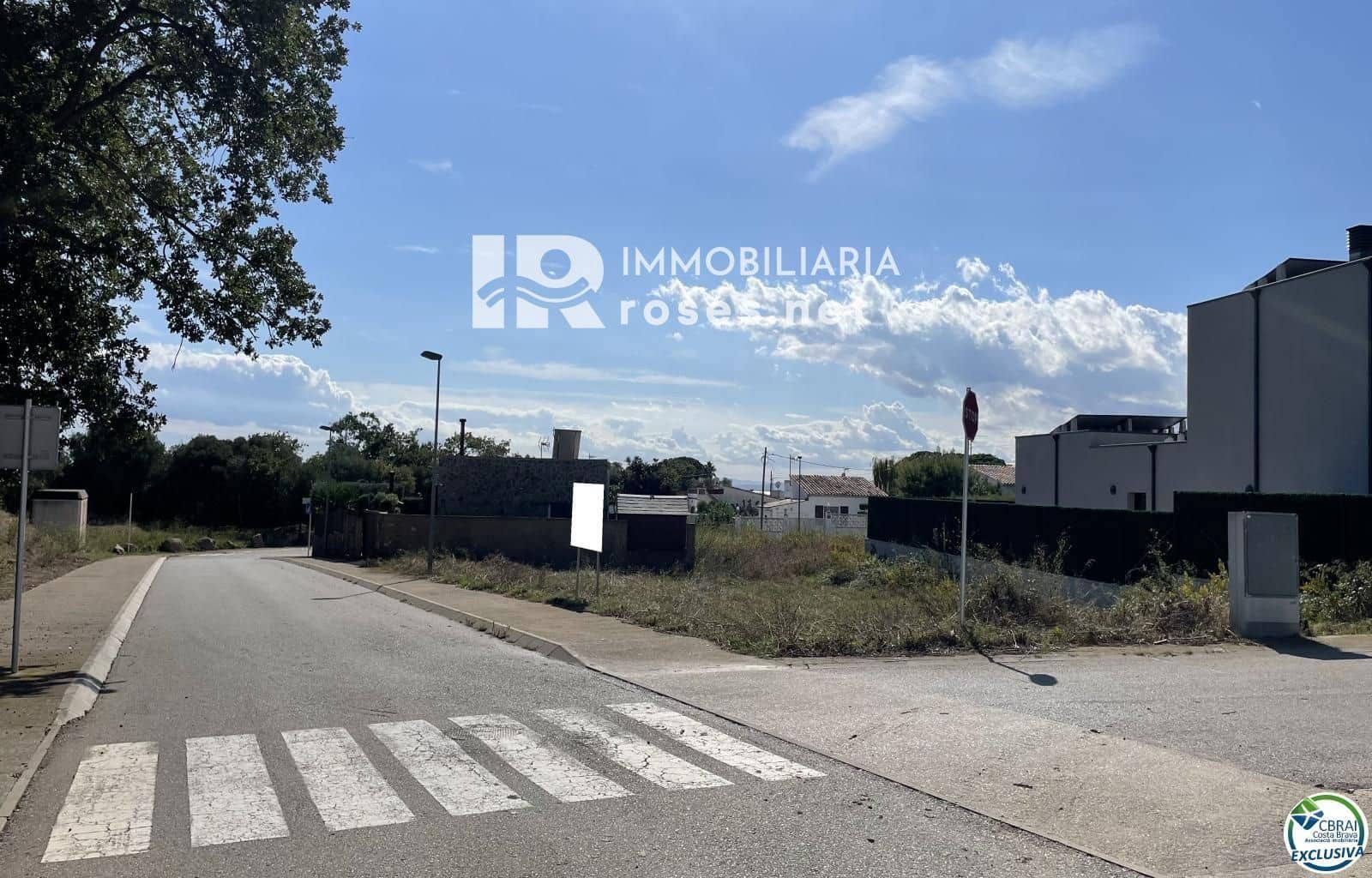 Byggetomt til salgs i Roses - € 133 000 (Ref: 8425081)