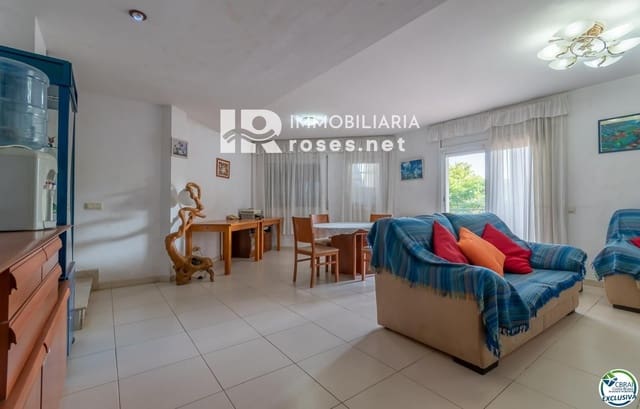 4 sypialnia Willa na sprzedaż w Roses - 286 000 € (Ref: 8446088)