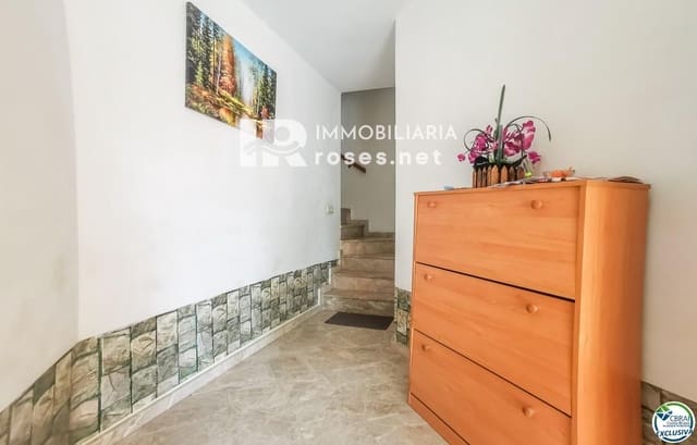 4 sypialnia Willa na sprzedaż w Roses - 286 000 € (Ref: 8446088)