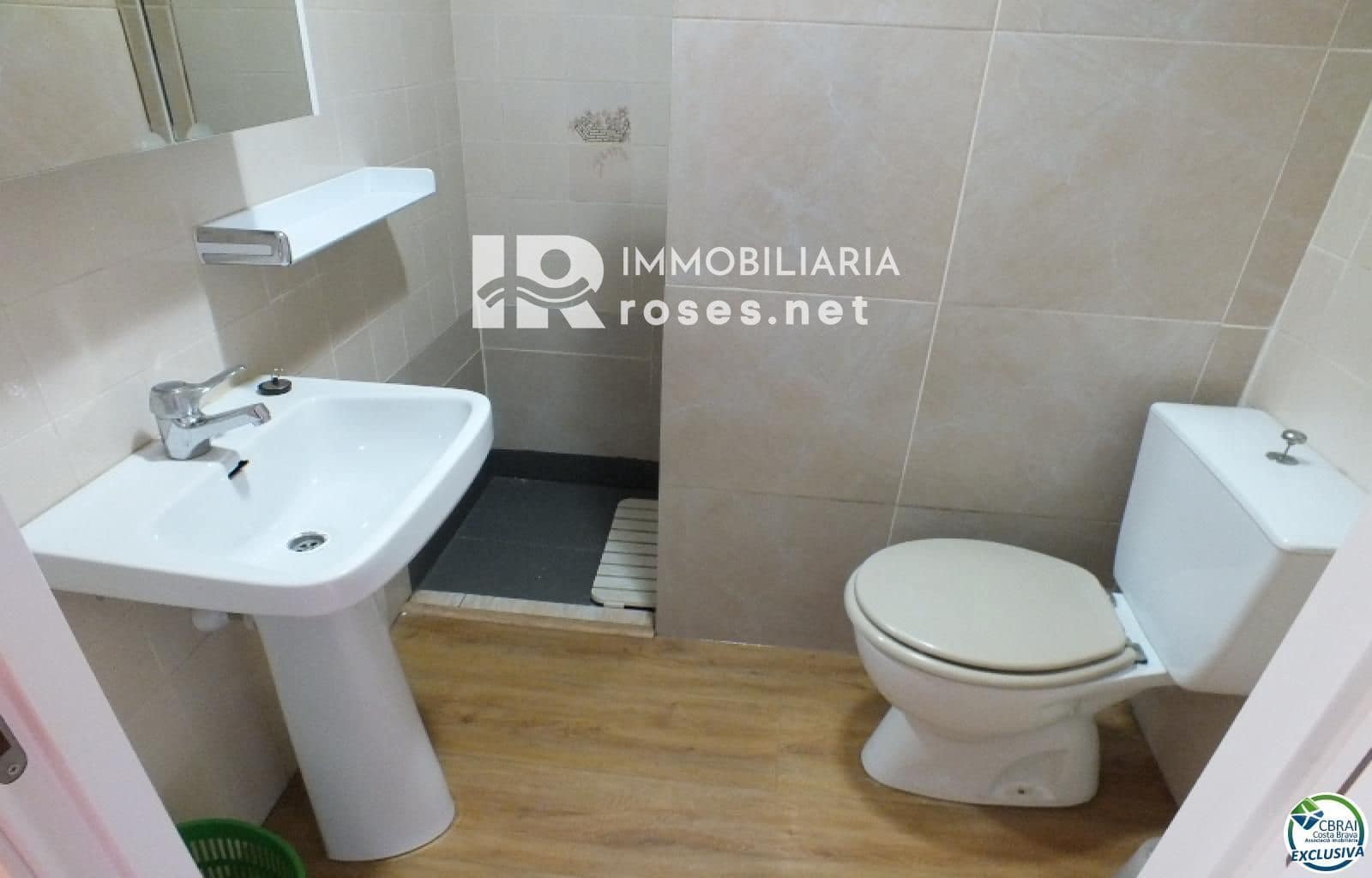 2 slaapkamer Flat te koop in Roses - € 147.000 (Ref: 8457238)