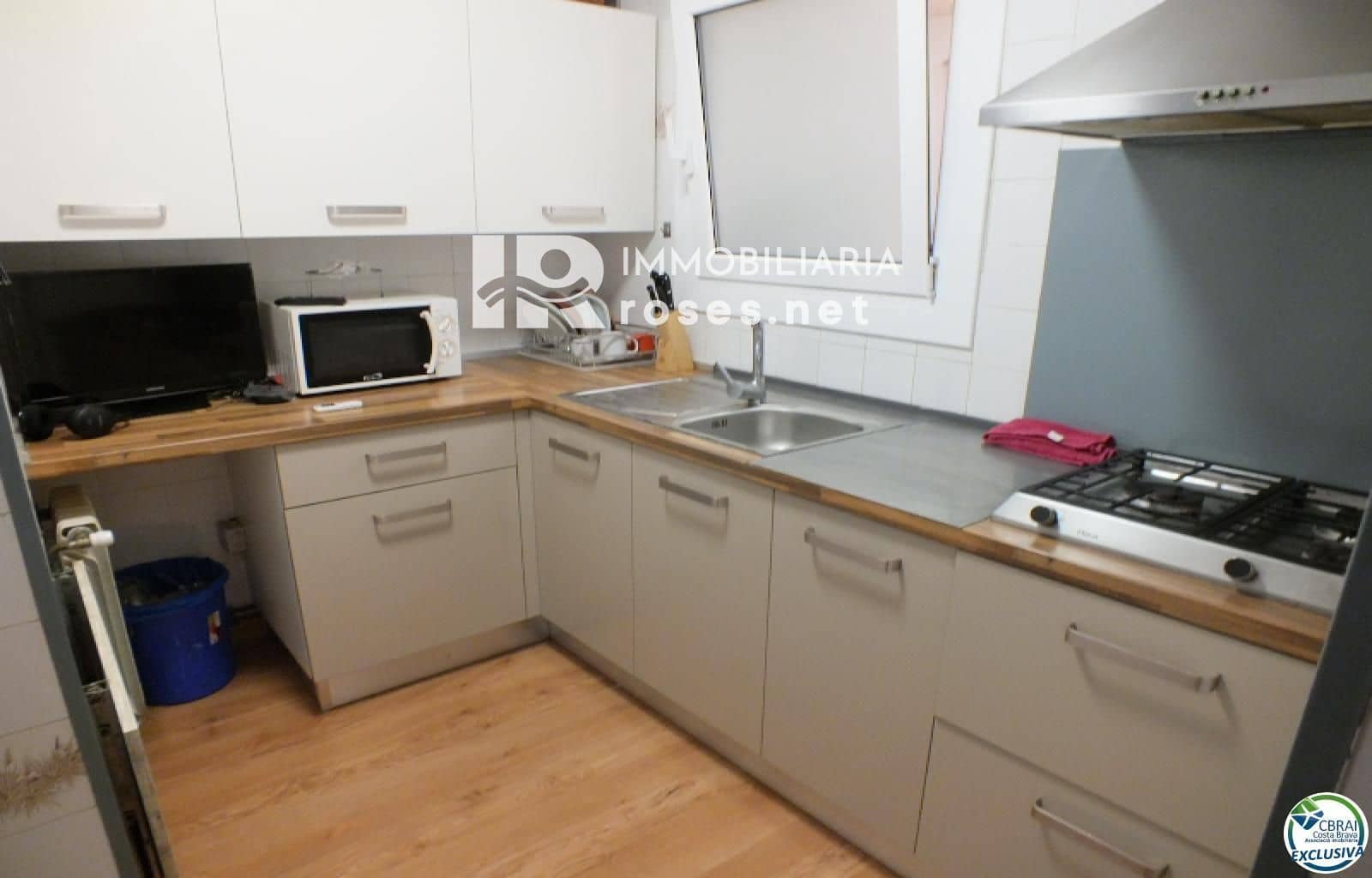 2 slaapkamer Flat te koop in Roses - € 147.000 (Ref: 8457238)