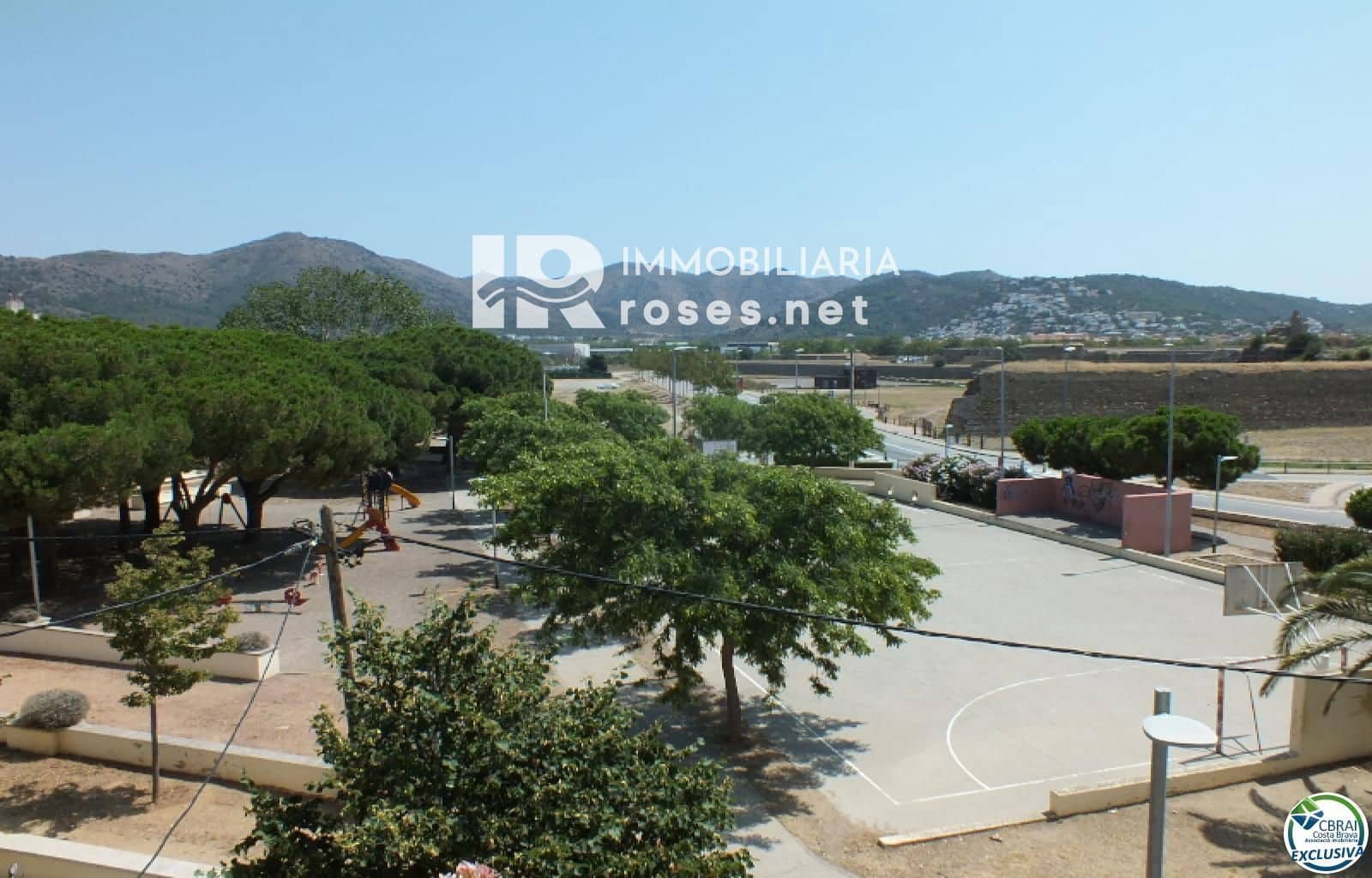 2 slaapkamer Flat te koop in Roses - € 147.000 (Ref: 8457238)