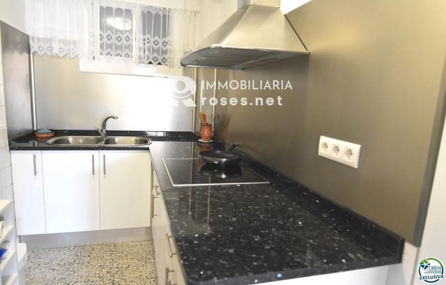 2 bedroom Flat for sale in Santa Margarida, Roses - € 189,000 (Ref: 8532420)