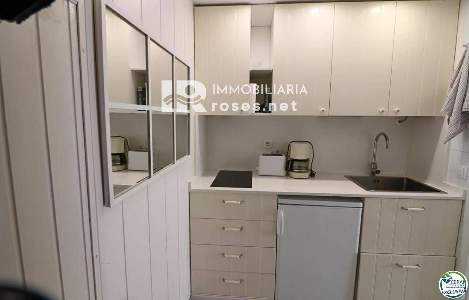 1 soveværelse Villa til salg i Empuriabrava med garage - € 135.000 (Ref: 8604207)