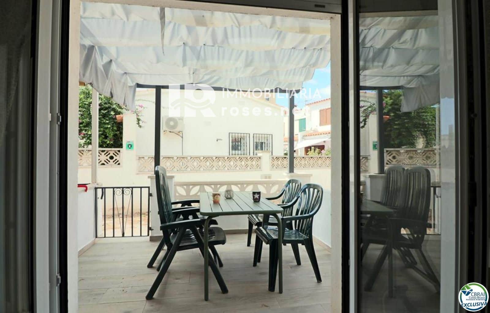 2 soverom Villa til salgs i Empuriabrava med garasje - € 142 000 (Ref: 8613550)