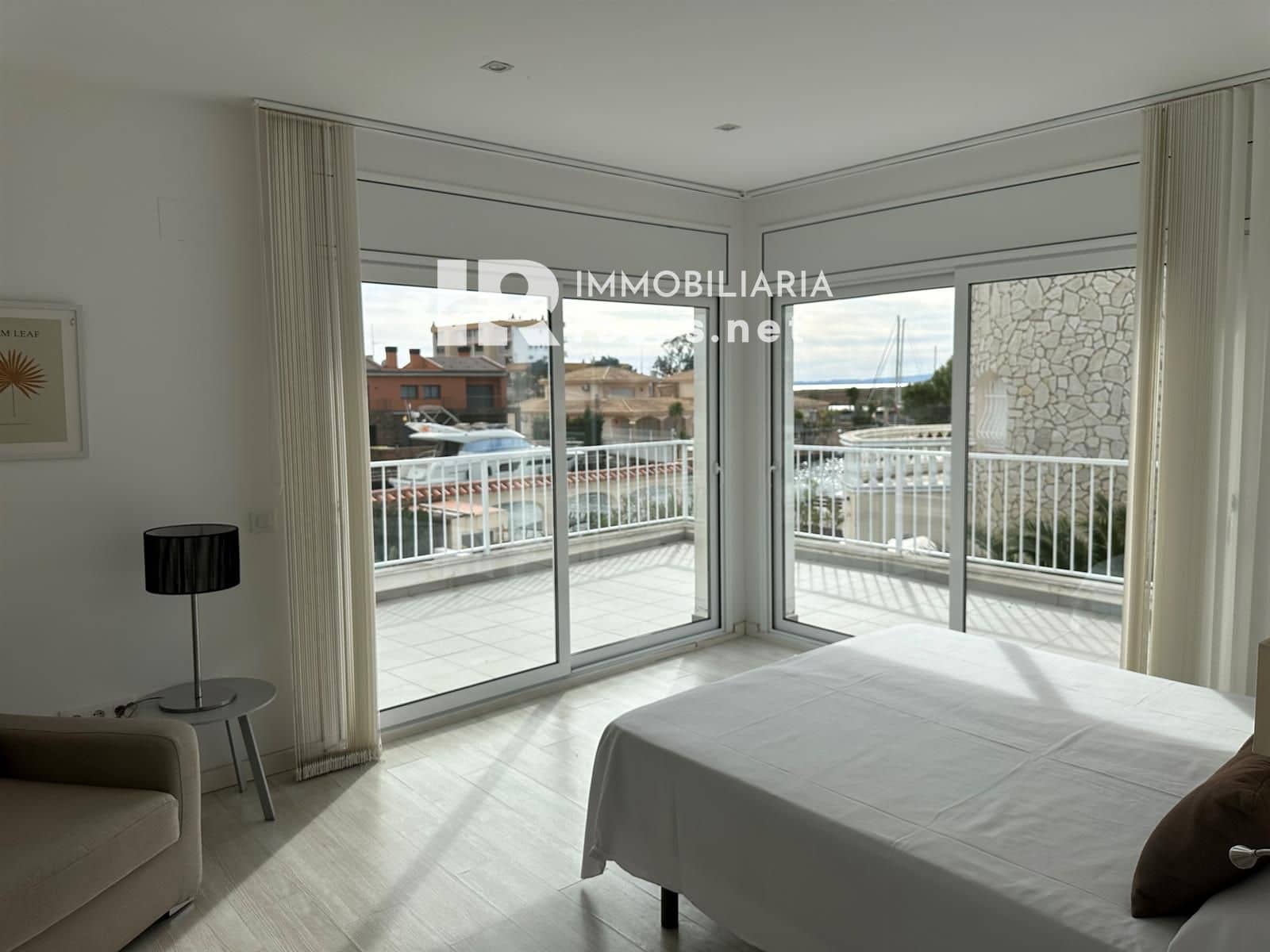 4 soverom Villa til salgs i Santa Margarida med svømmebasseng garasje - € 875 000 (Ref: 8688251)