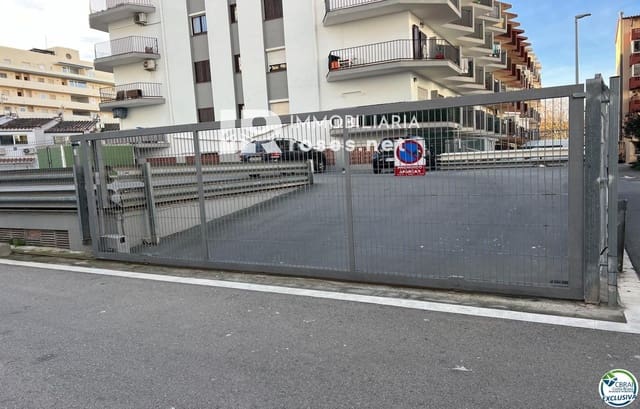 Garagem para venda em Empuriabrava, Castelló d'Empúries - 12 000 € (Ref: 8688252)