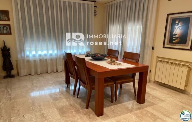 4 bedroom Villa for sale in La Bisbal d'Empordà with pool garage - € 550,000 (Ref: 8691887)
