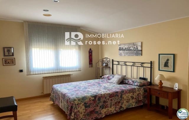 4 bedroom Villa for sale in La Bisbal d'Empordà with pool garage - € 550,000 (Ref: 8691887)