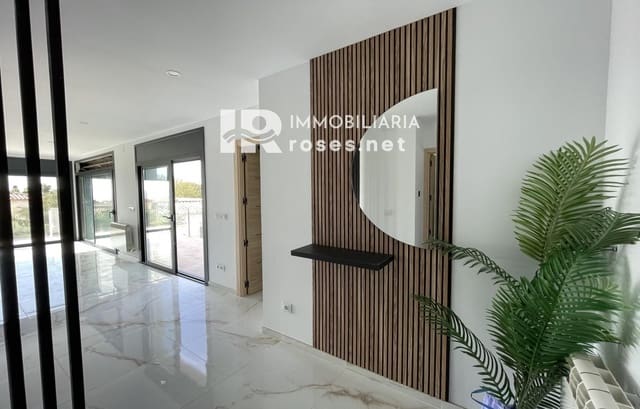 3 quarto Moradia para venda em El Mas Fumats, Roses com piscina garagem - 669 000 € (Ref: 8741880)