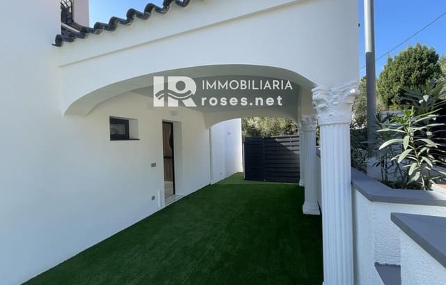 3 quarto Moradia para venda em El Mas Fumats, Roses com piscina garagem - 669 000 € (Ref: 8741880)