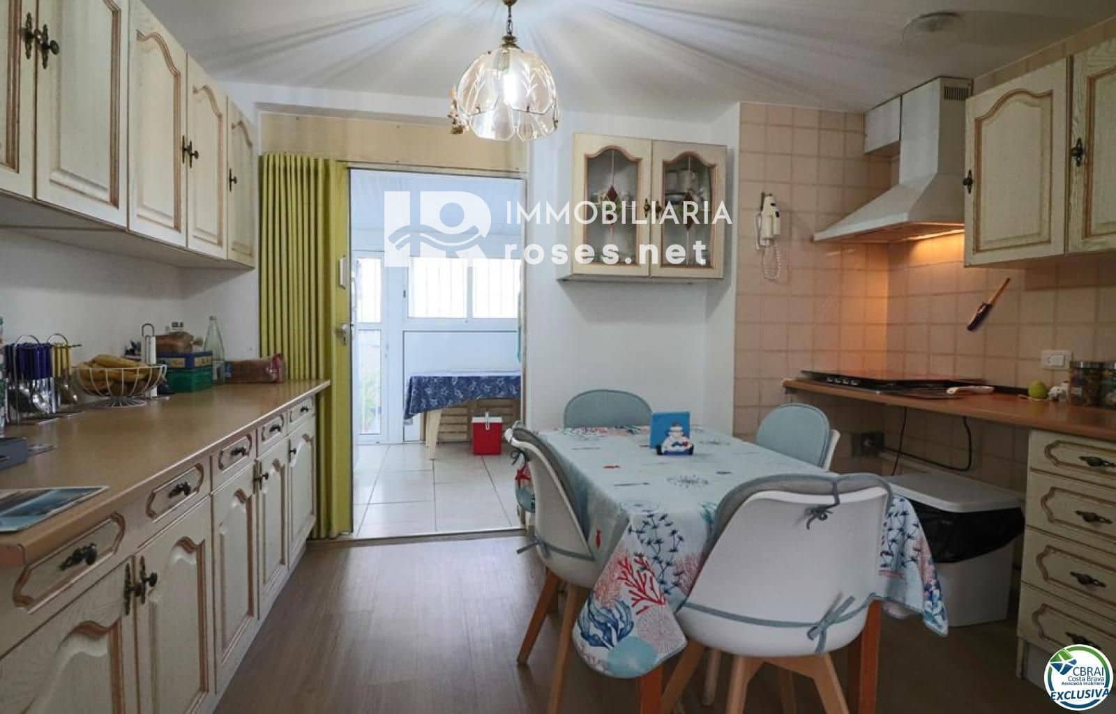 3 bedroom Villa for sale in Empuriabrava - € 259,000 (Ref: 8855527)