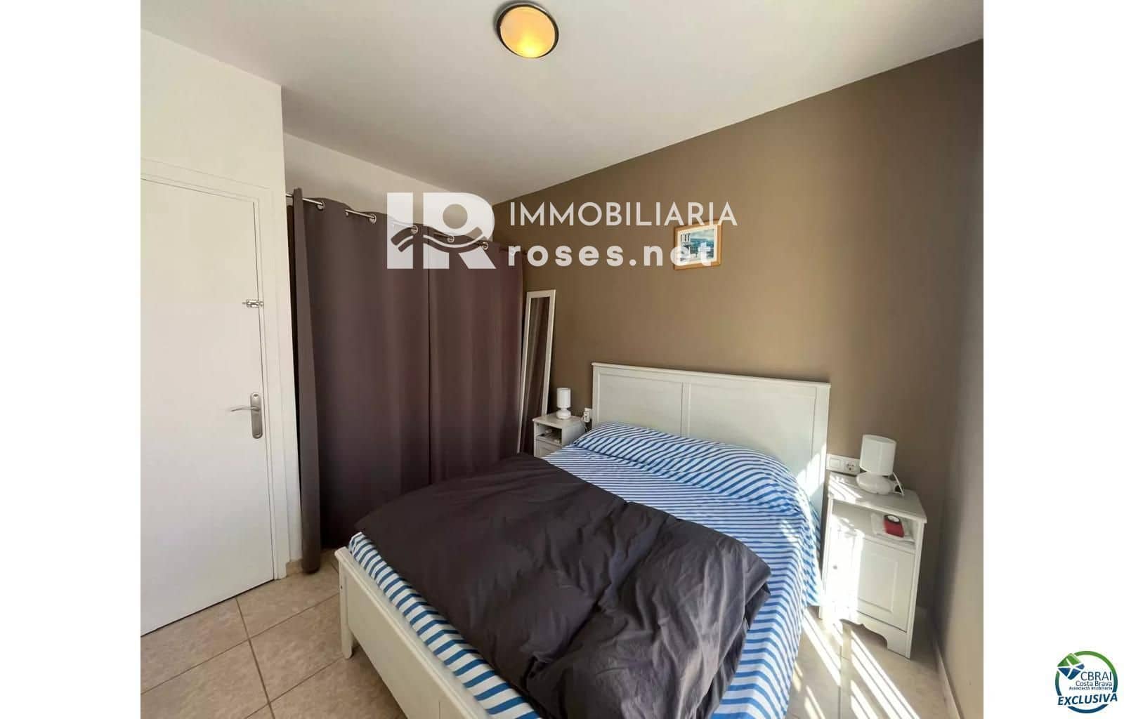 3 chambre Villa/Maison à vendre à Empuriabrava avec piscine - 490 000 € (Ref: 8869976)