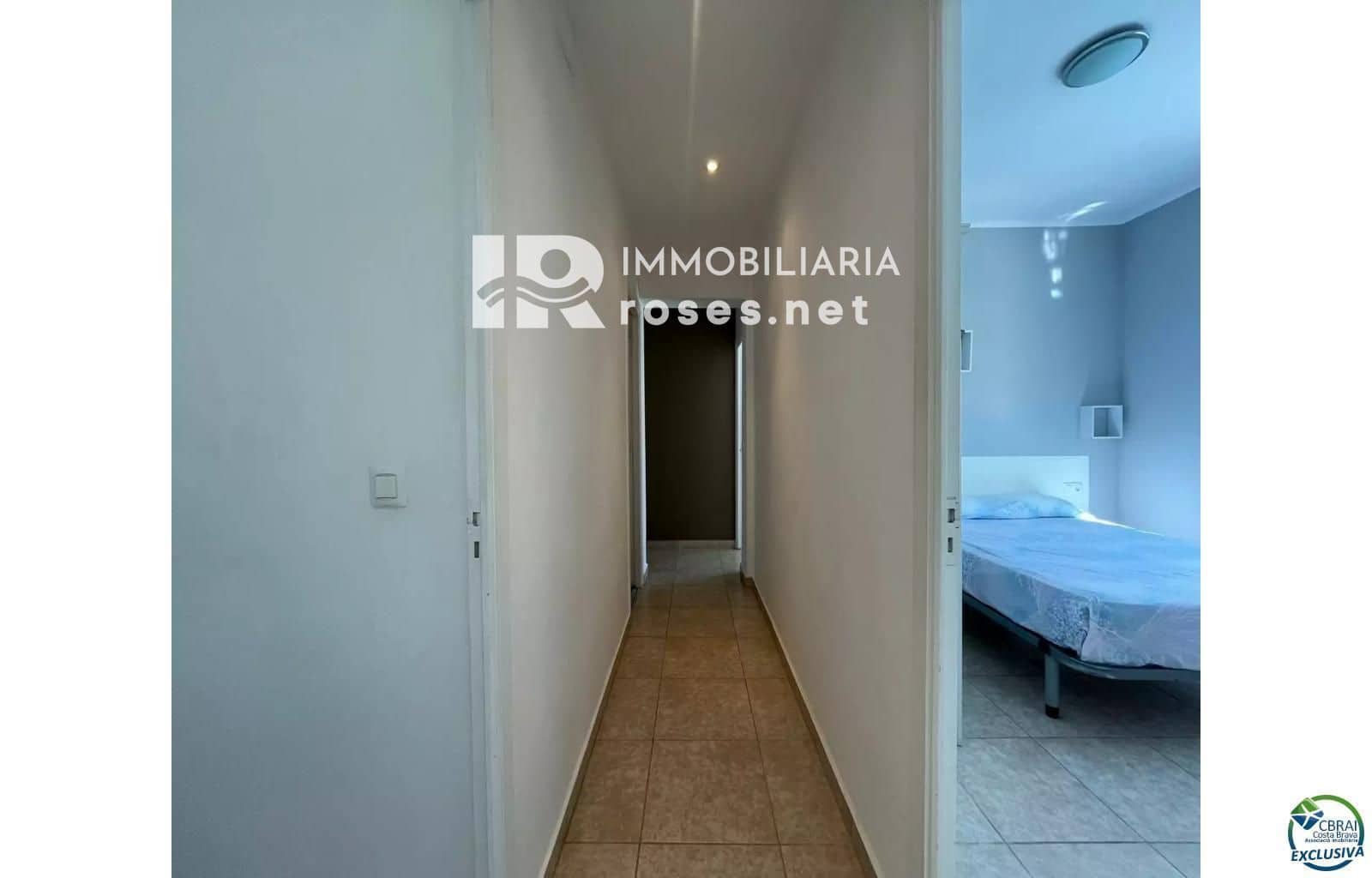 3 chambre Villa/Maison à vendre à Empuriabrava avec piscine - 490 000 € (Ref: 8869976)