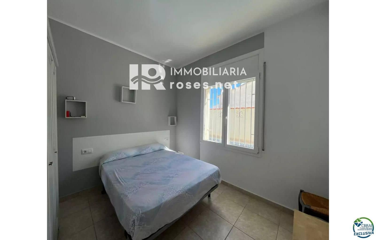 3 chambre Villa/Maison à vendre à Empuriabrava avec piscine - 490 000 € (Ref: 8869976)